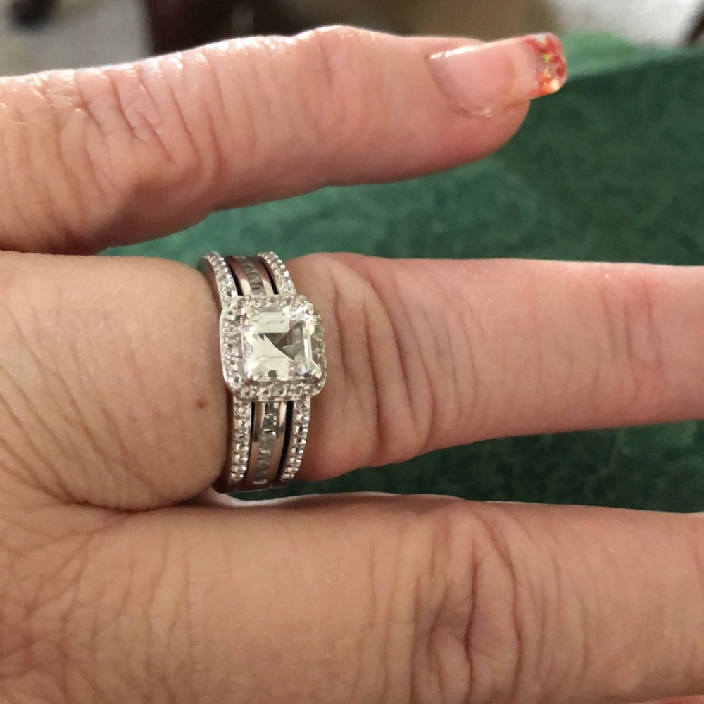White Topaz stack Ring - Picture 2 of 2